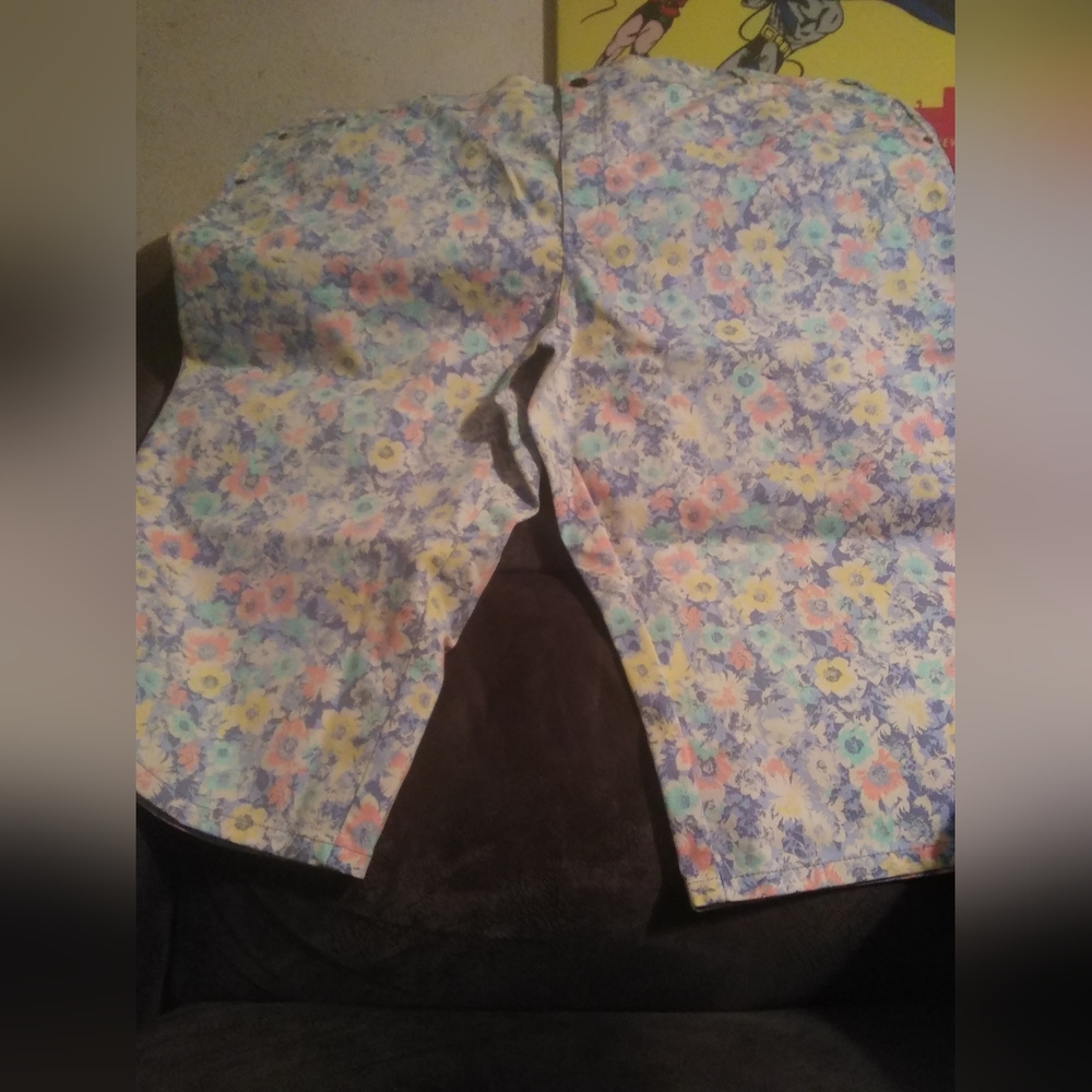 26W Woman Within floral capri